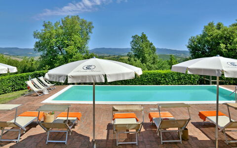 Villa Anima: Schwimmbad, Gartenmöbel, Resort, Eco Hotel, Stuhl, Garten, Tisch Im Freien, Sonnenliege, Hotel, Estate