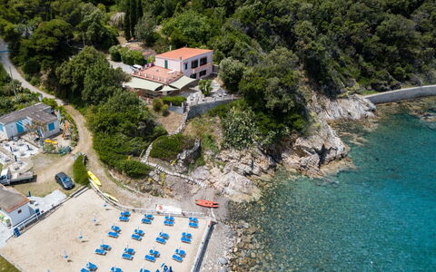 Villa Marciana: Gewässer, Küste, Küsten Und Ozeanische Forms, Ufer, Meer, Resort, Strand, Bucht, Tropen, Ozean