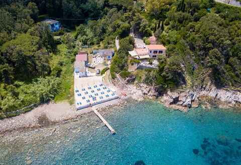 Villa Marciana: Resort, Küste, Küsten Und Ozeanische Forms, Schwimmbad, Ufer, Touristenattraktion, Meer, Eco Hotel, Strandresort, Freizeit
