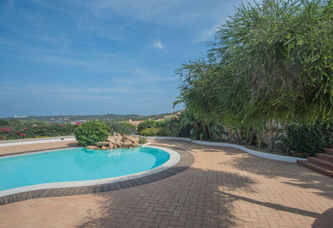 Porto Cervo Apartments Wifi And Ac: Schwimmbad, Resort, Eco Hotel, Landscaping, Hazienda, Tropen, Villa, Ferienort, Hotel