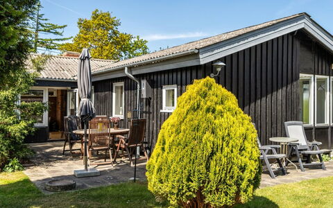 Meindor - 240M to the Fjord: Dachdecken, Hütte, Haus, Dach, Zuhause, Bauernhaus, Hütte, Estate, Dorf