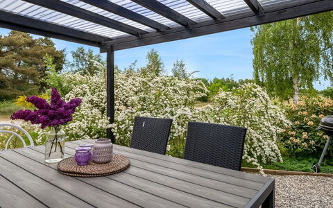 Blomma - 1Km from the Sea