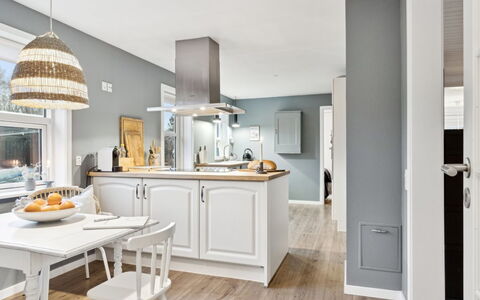 Nayeli - 1.2Km from the Sea: Wohnung, Eigentumswohnung, Estate, Balkon, Villa, Hotel