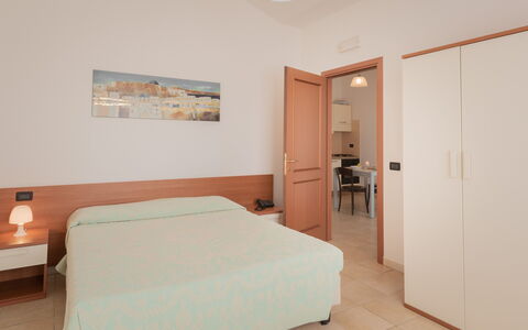 Le Fontane Apartments In Villasimius: Interior Design, Möbel, Fussboden, Flooring, Decke, Zimmer, Schlafzimmer, Bett, Wohnung, Stuhl