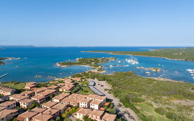 Golfo Aranci Apartments With Ac: Vogelperspektive, Küsten Und Ozeanische Forms, Küste, Luftaufnahmen, Meer, Ozean, Bucht, Yachthafen, Ufer