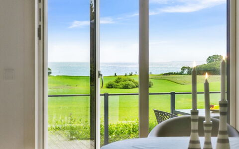 Imilie - 450M from the Sea: Möbel, Interior Design, Flooring, Fussboden, Decke, Zimmer, Stuhl, Tabelle, Wohnung, Küche & Esszimmer Tisch
