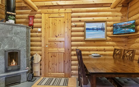 Kilpolan Orvokki: Holz, Hütte, Haus, Zuhause, Tür, Hartholz, Gartenbauten, Holzbeize, Blockhaus, Planke