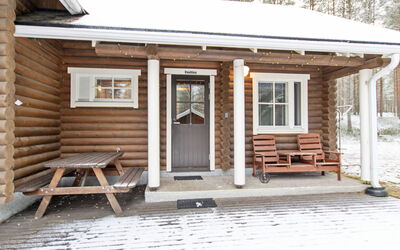 Kilpolan Orvokki, Pauliina Ja Karoliina