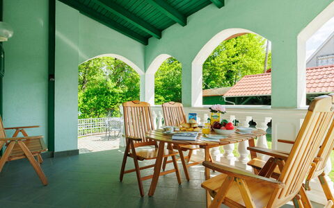 Green House: Möbel, Gartenmöbel, Veranda, Stuhl, Schatten, Decke, Eco Hotel, Holzbeize, Resort, Tisch Im Freien