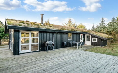 Baldo - 800M from the Sea: Estate, Schatten, Auffahrt, Bauernhaus