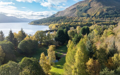 Loch Ness Granary: Bergforms, Blatt, Berg, Baum, Natur, Grün, Natürlichen Umgebung, Hügel, Natürliche Landschaft, Vegetation