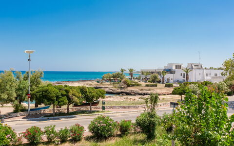 Vista Mare Da Rossella: Himmel, Blau, Daytime, Wasser, Gewässer, Küste, Strand, Horizont, Sommer, Meer