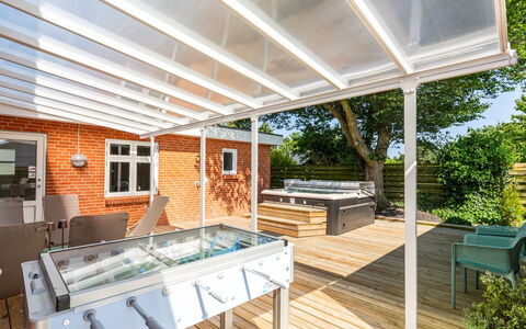 Kerttuli - 540M from the Sea: Wohnung, Eigentumswohnung, Estate, Balkon, Villa, Hotel