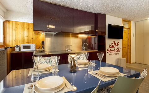 Madeski Apartment