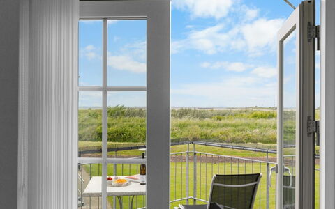 Casjen - 250M from the Sea: Wohnung, Eigentumswohnung, Estate, Balkon, Villa, Hotel