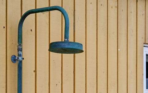 Asgerd - 20M from the Sea: Blau, Strauch, Hütte, Ground, Garten, Estate, Schatten, Landscaping, Bauernhaus, Eco Hotel