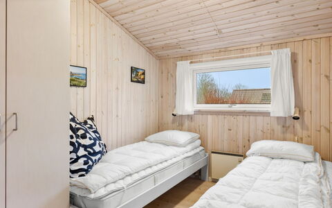 Sofus - 275M from the Sea: Holz, Schlafzimmer, Bett, Zuhause, Bedding, Bettdecke, Bettrahmen, Decke, Einfrieren, Winter