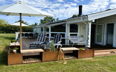 Sofus - 275M from the Sea
