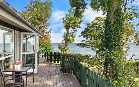 Harthwik - 10M from the Sea: Estate, Schatten, Auffahrt, Bauernhaus