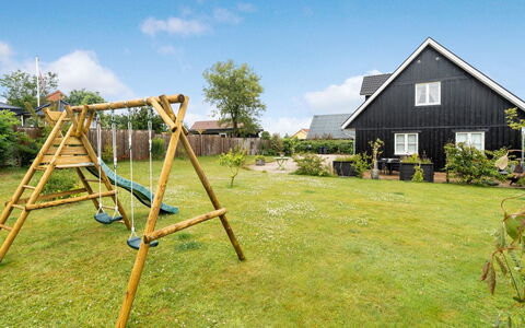 Brune - 330M from the Sea: Estate, Schatten, Auffahrt, Bauernhaus