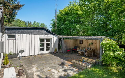 Landolf - 800M from the Sea: Dachdecken, Hütte, Haus, Dach, Zuhause, Bauernhaus, Hütte, Estate, Dorf