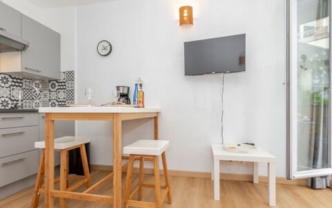 Balcons de la Rance: Wohngebiet, Menschliche Siedlung, Wohnung, Eigentumswohnung, Schwimmbad, Resort, Gartenmöbel, Hotel, Ferienort, Urlaub