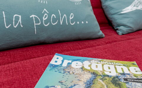 Balcons de la Rance: Wohngebiet, Menschliche Siedlung, Wohnung, Eigentumswohnung, Schwimmbad, Resort, Gartenmöbel, Hotel, Ferienort, Urlaub