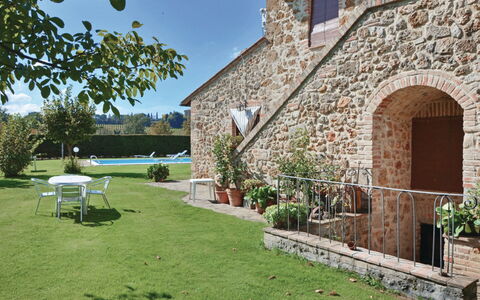 La Fiumara: Schwimmbad, Estate, Hazienda, Villa, Hütte, Bauernhaus, Hof, Garten, Gartenmöbel, Rasen