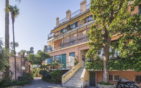 Green Home Seaside, Parking, Wifi, Ac, Genova Nerv: Baum, Wohngebiet, Wohnung, Zuhause, Balkon, Eigentumswohnung, Villa, Hotel, Villa