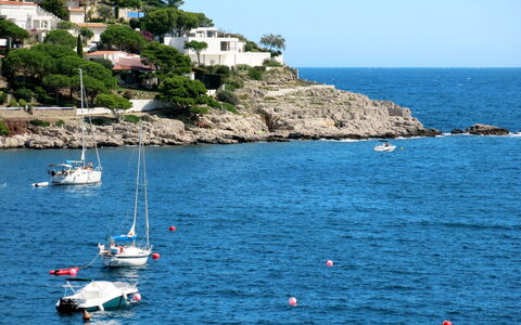 Poble Amarres Ii: Wasser, Gewässer, Küste, Boot, Watercraft, Küsten Und Ozeanische Forms, Meer, Boote Und Boating - Geräte Und Materialien, Wasserweg, Ozean
