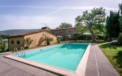 Villa Gelsi: Schwimmbad, Resort, Freizeit, Thermae, Gartenmöbel, Hazienda, Eco Hotel, Estate, Water Feature, Hinterhof