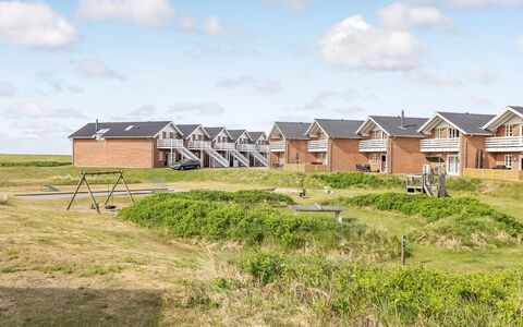 Reinhold - 1.9Km from the Sea: Estate, Schatten, Auffahrt, Bauernhaus