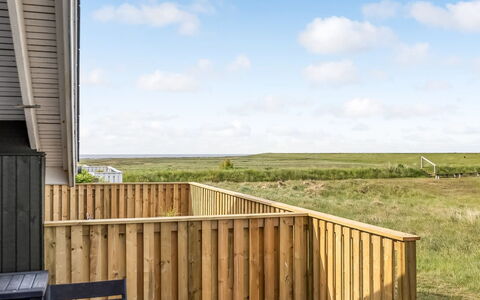 Reinhold - 1.9Km from the Sea: Estate, Schatten, Auffahrt, Bauernhaus