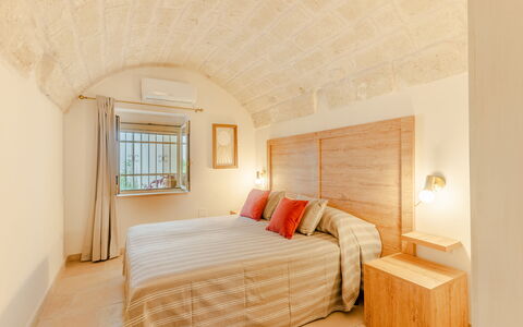 Casa Lea: Wand, Interior Design, Holz, Decke, Möbel, Flooring, Bett, Schlafzimmer, Fussboden, Zimmer