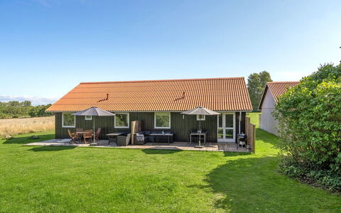 Arise - 700M from the Sea: Dach, Haus, Grundstueck, Zuhause, Hütte, Estate, Gartenbauten, Schatten, Blockhaus, Landscaping