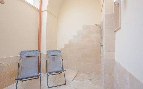 Casa Ettore: Wand, Flooring, Fussboden, Verbundwerkstoff, Decke, Fliese, Design, Holzbeize