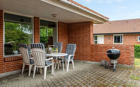Srebra - 420M from the Sea: Erholung, Werbung, Park, Banner, Schild, Pfad