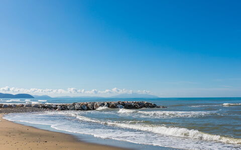 Mediterraneo: Himmel, Blau, Wasser, Gewässer, Strand, Wasservorräte, Horizont, Küste, Küsten Und Ozeanische Forms