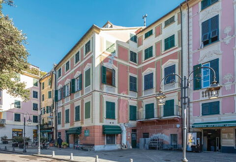 Casa Camuri - Levanto: Gebäude, Fenster, Wohnung, Stadt, Stadtgebiet, \Stadt, Nachbarschaft, Fassade, Wohngebiet, Urban Design