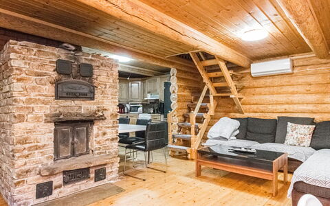 Saarentaus: Holz, Flooring, Fussboden, Möbel, Holzboden, Interior Design, Etagenbett, Zimmer, Holzbeize, Hartholz