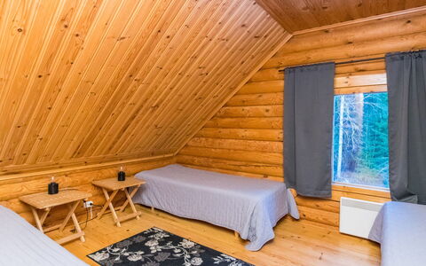 Kultakartano: Möbel, Interior Design, Flooring, Fussboden, Tabelle, Decke, Küche & Esszimmer Tisch, Beleuchtung, Stuhl, Zuhause