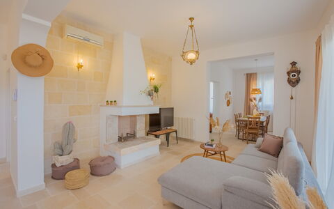 Villa Vera: Interior Design, Flooring, Möbel, Fussboden, Decke, Holz, Beleuchtung, Zimmer, Wohnzimmer, Light Fixture