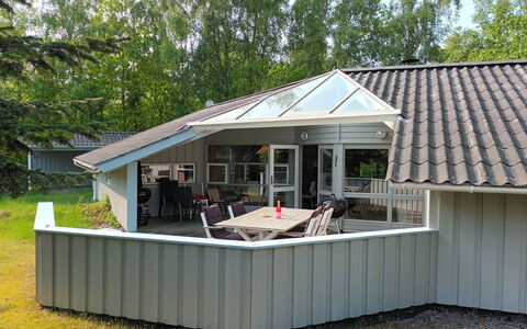 Agnesa - 700M from the Sea: Wohnung, Eigentumswohnung, Estate, Balkon, Villa, Hotel