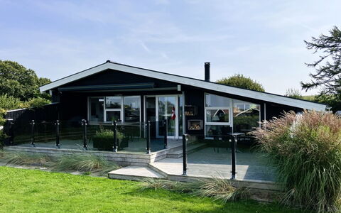 Carlene - 350M from the Sea: Wohnung, Eigentumswohnung, Estate, Balkon, Villa, Hotel