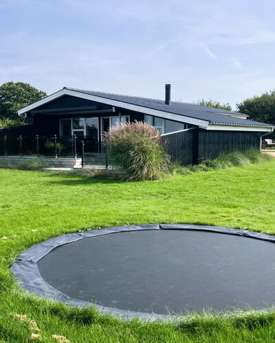 Carlene - 350M from the Sea