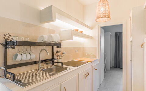 Ville Poggioreale: Interior Design, Countertop, Holz, Küche, Flooring, Möbel, Cabinetry, Fussboden, Beleuchtung, Zuhause
