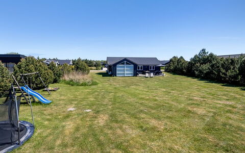 Danika - 1.5Km from the Sea: Haus, Zuhause, Dach, Hütte, Estate, Landscaping, Gartenbauten, Abstellgleis, Bauernhaus