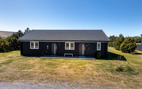 Danika - 1.5Km from the Sea: Haus, Zuhause, Dach, Hütte, Estate, Landscaping, Gartenbauten, Abstellgleis, Bauernhaus