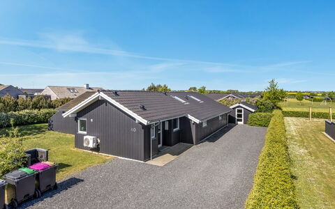 Delko - 650M from the Sea: Wohnung, Eigentumswohnung, Estate, Balkon, Villa, Hotel