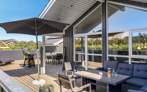 Delko - 650M from the Sea: Wohnung, Eigentumswohnung, Estate, Balkon, Villa, Hotel